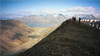 small_062799 spitzbergenimg007.webp